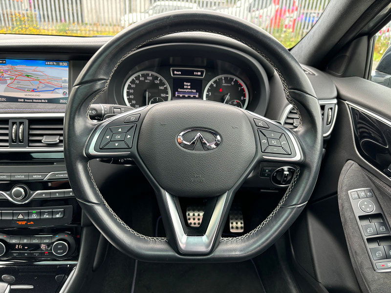 Infiniti Q30 2.0L SPORT Hatchback 5dr Petrol Semi Automatic Euro 6 (208 bhp) 5dr Semi Automatic 2024