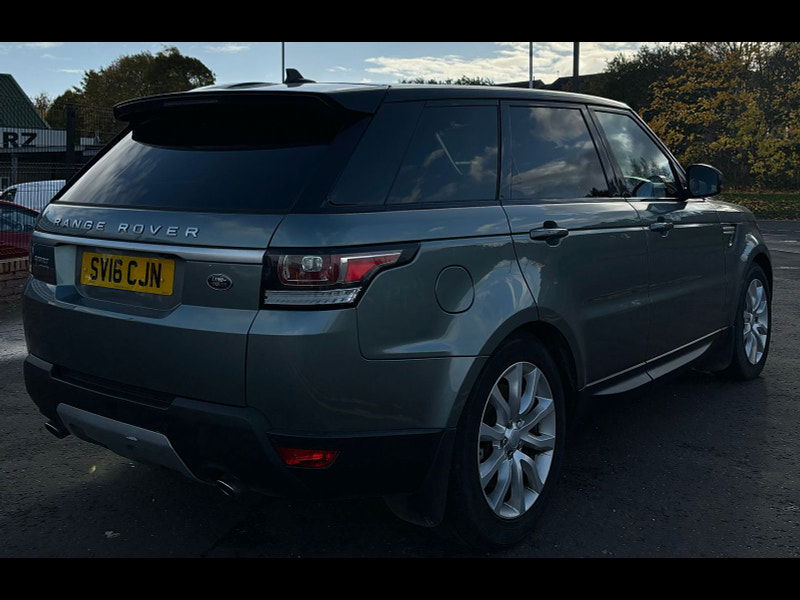 Land Rover Range Rover Sport 3.0L SDV6 HSE SUV 5dr Diesel Automatic Euro 6 (306 bhp) 5dr Automatic 2024