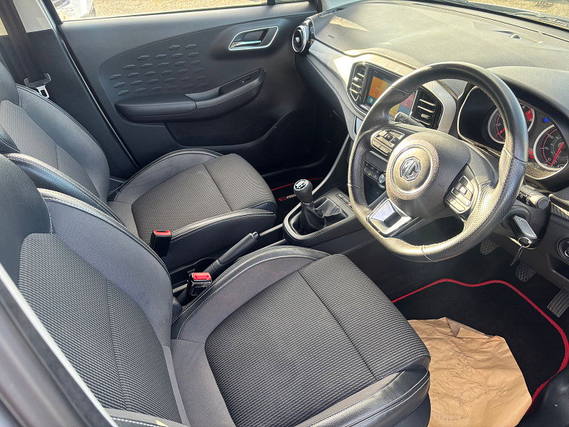 MG MG3 1.5 VTi-TECH Exclusive Hatchback 5dr Petrol Manual Euro 6 (s/s) (106 ps) 5dr Manual 2026