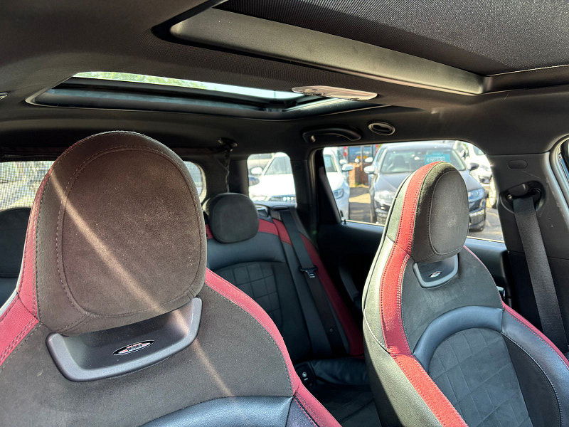 MINI Clubman 2.0L Cooper S Estate 6dr Petrol AutoEuro 6 (189 bhp) 6dr Automatic 2025