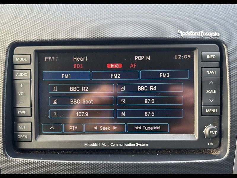 Mitsubishi Outlander 2.2 DI-D GX4 SUV 5dr Diesel Manual 4WD Euro 5 (174 ps) 5dr Manual 2025