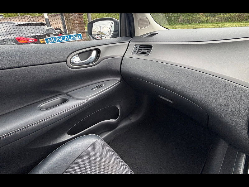 Nissan Pulsar 1.2 DIG-T N-Connecta Hatchback 5dr Petrol XTRON Euro 6 (s/s) (115 ps) 5dr Automatic 2026