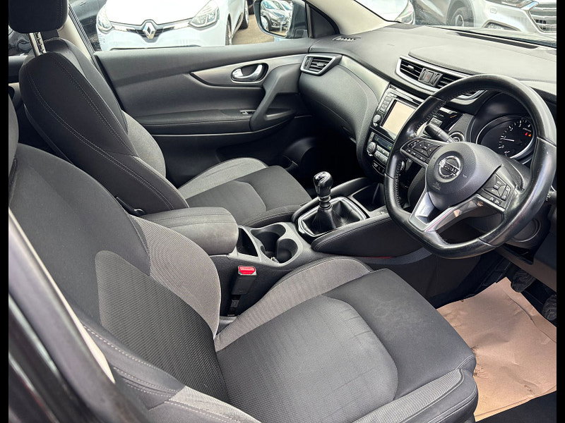 Nissan Qashqai 1.2 DIG-T N-Connecta SUV 5dr Petrol Manual Euro 6 (s/s) (115 ps) 5dr Manual 2026