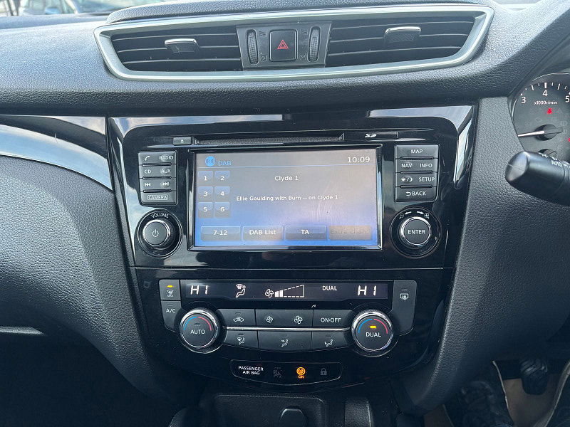 Nissan Qashqai 1.2L Acenta DiG-T SUV 5dr Petrol Manual Euro 6 (113 bhp) 5dr Manual 2026