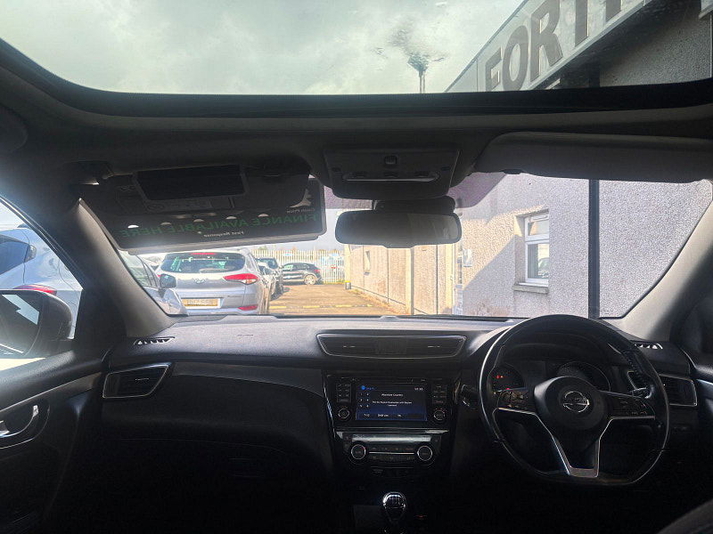 Nissan Qashqai 1.5 dCi N-Connecta SUV 5dr Diesel Manual Euro 6 (s/s) (110 ps) 5dr Manual 2025