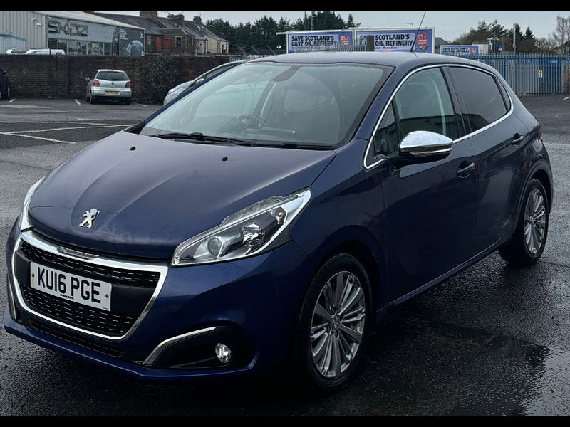 Peugeot 208 1.2L ALLURE Hatchback 5dr Petrol Manual Euro 6 (82 bhp) 5dr Manual 2025
