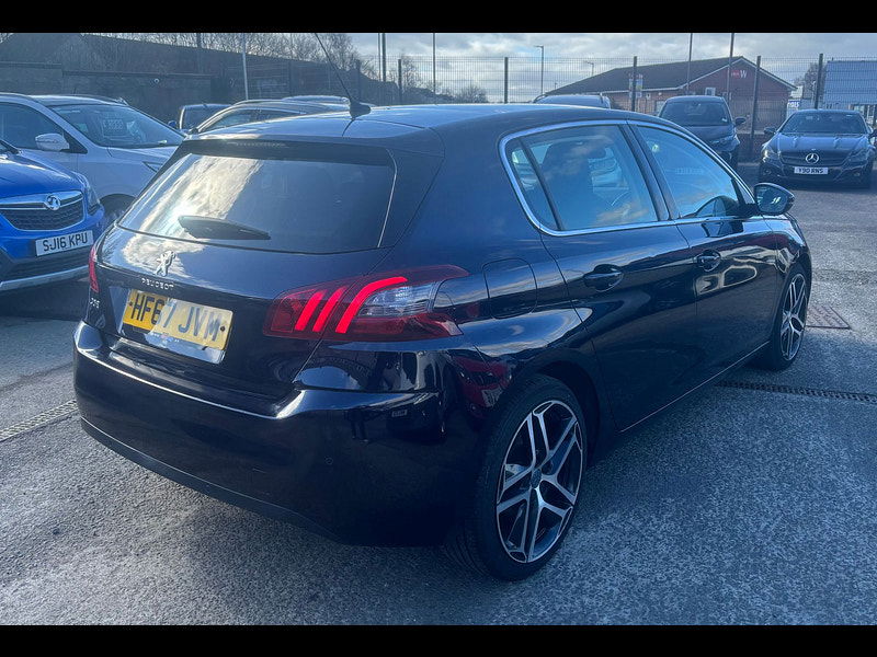 Peugeot 308 1.2 PureTech Allure Hatchback 5dr Petrol Manual Euro 6 (s/s) (130 ps) 5dr Manual 2026