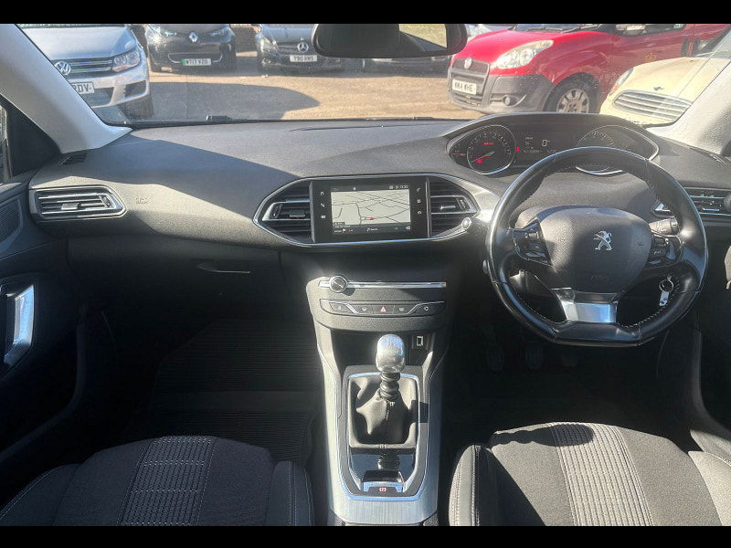 Peugeot 308 1.2 PureTech Allure Hatchback 5dr Petrol Manual Euro 6 (s/s) (130 ps) 5dr Manual 2026