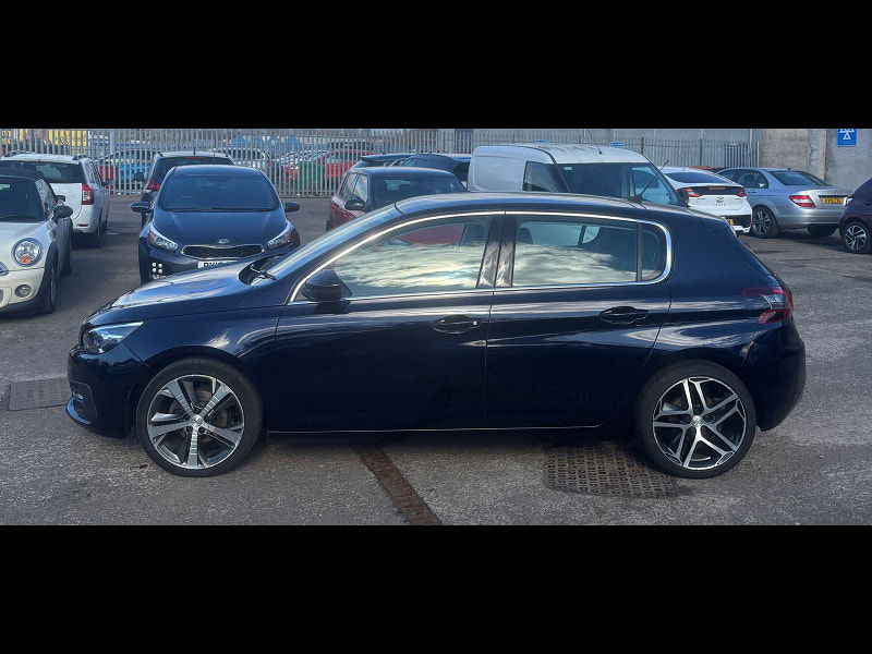 Peugeot 308 1.2 PureTech Allure Hatchback 5dr Petrol Manual Euro 6 (s/s) (130 ps) 5dr Manual 2026