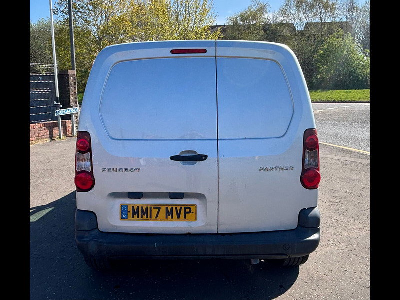 Peugeot Partner 1.6 BlueHDi 855 SE Panel Van 5dr Diesel Manual L1 Stop & Start (110 g/km, 97.64 bhp) 5dr Manual 2026