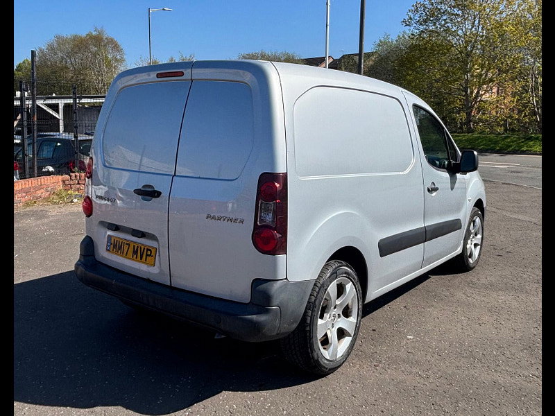 Peugeot Partner 1.6 BlueHDi 855 SE Panel Van 5dr Diesel Manual L1 Stop & Start (110 g/km, 97.64 bhp) 5dr Manual 2026