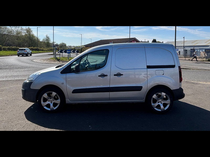 Peugeot Partner 1.6 BlueHDi 855 SE Panel Van 5dr Diesel Manual L1 Stop & Start (110 g/km, 97.64 bhp) 5dr Manual 2026