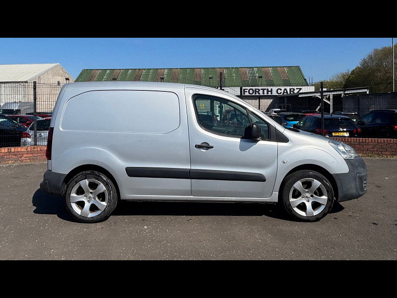 Peugeot Partner 1.6 BlueHDi 855 SE Panel Van 5dr Diesel Manual L1 Stop & Start (110 g/km, 97.64 bhp) 5dr Manual 2026