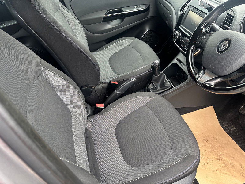 Renault Captur 0.9 TCe ENERGY Dynamique MediaNav SUV 5dr Petrol Manual Euro 5 (s/s) (90 ps) 5dr Manual 2025