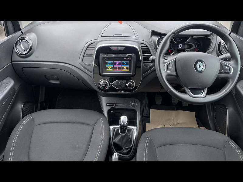 Renault Captur 0.9 TCe ENERGY Iconic SUV 5dr Petrol Manual Euro 6 (s/s) (90 ps) 5dr Manual 2026