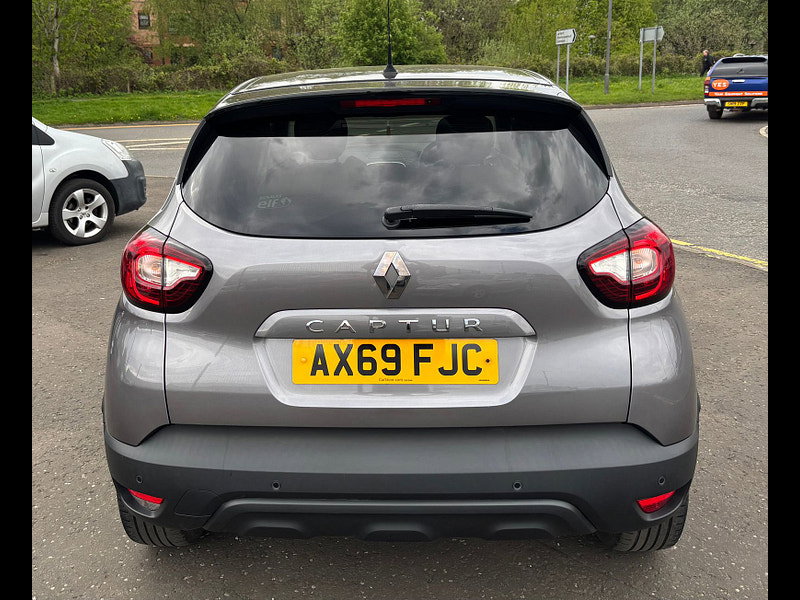Renault Captur 0.9 TCe ENERGY Iconic SUV 5dr Petrol Manual Euro 6 (s/s) (90 ps) 5dr Manual 2026