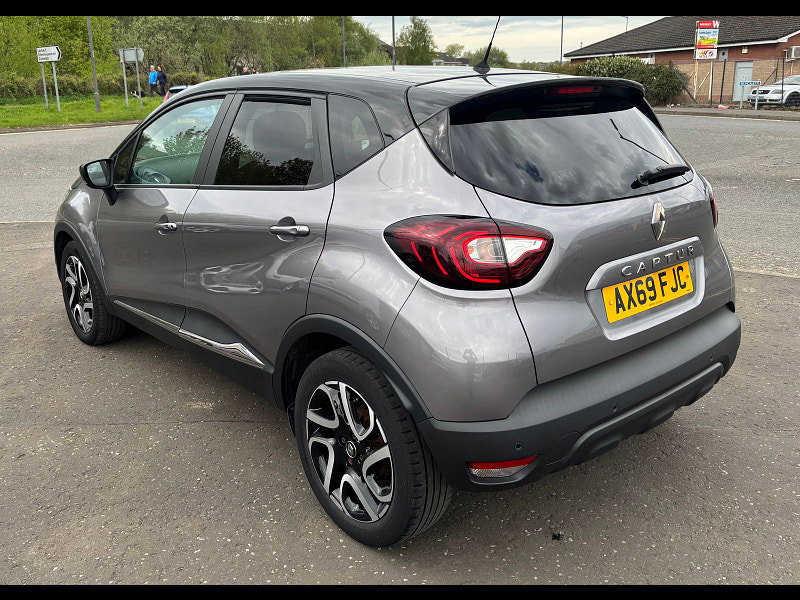 Renault Captur 0.9 TCe ENERGY Iconic SUV 5dr Petrol Manual Euro 6 (s/s) (90 ps) 5dr Manual 2026