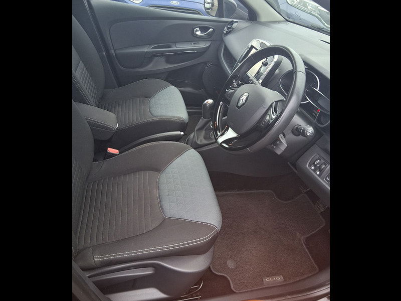 Renault Clio 0.9 TCe Dynamique S MediaNav Hatchback 5dr Petrol Manual Euro 5 (s/s) (90 ps) 5dr Manual 2025