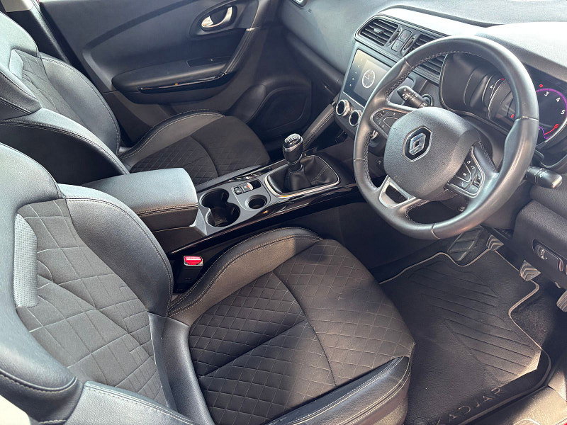 Renault Kadjar 1.3 TCe Iconic SUV 5dr Petrol Manual Euro 6 (s/s) (140 ps) 5dr Manual 2026