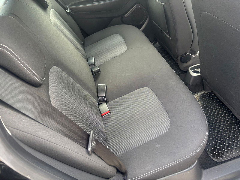 Renault Zoe R90 41kWh Dynamique Nav Hatchback 5dr Electric Auto (Battery Lease) (92 bhp) 5dr Automatic 2026