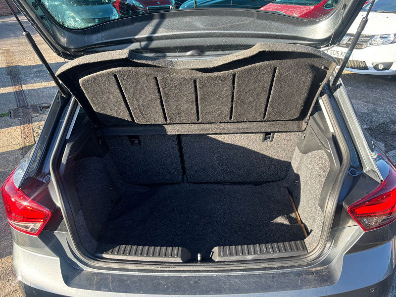 Seat Ibiza 1.0 TSI FR Hatchback 5dr Petrol Manual Euro 6 (s/s) (115 ps) 5dr Manual 2025