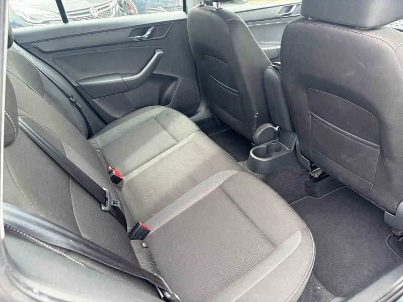 Skoda Rapid Spaceback 1.2 TSI SE Hatchback 5dr Petrol Manual Euro 5 (86 ps) 5dr Manual 2025