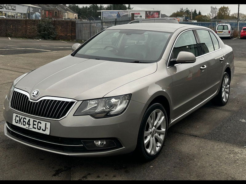 Skoda Superb 2.0L SE TDI CR Hatchback 5dr Diesel Manual Euro 5 (168 bhp) 5dr Manual 2024