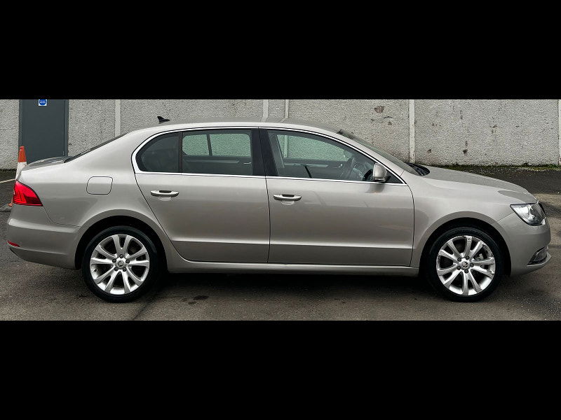 Skoda Superb 2.0L SE TDI CR Hatchback 5dr Diesel Manual Euro 5 (168 bhp) 5dr Manual 2024