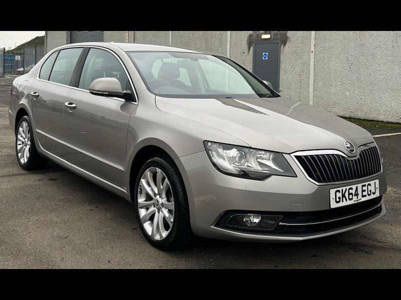 Skoda Superb 2.0L SE TDI CR Hatchback 5dr Diesel Manual Euro 5 (168 bhp) 5dr Manual 2024