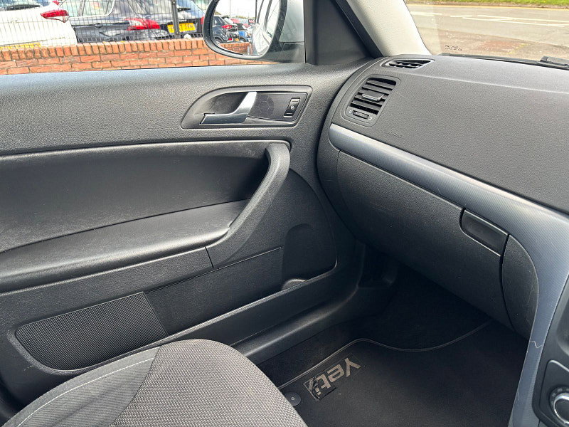 Skoda Yeti 2.0 TDI Urban SUV 5dr Diesel Manual Euro 5 (110 ps) 5dr Manual 2026