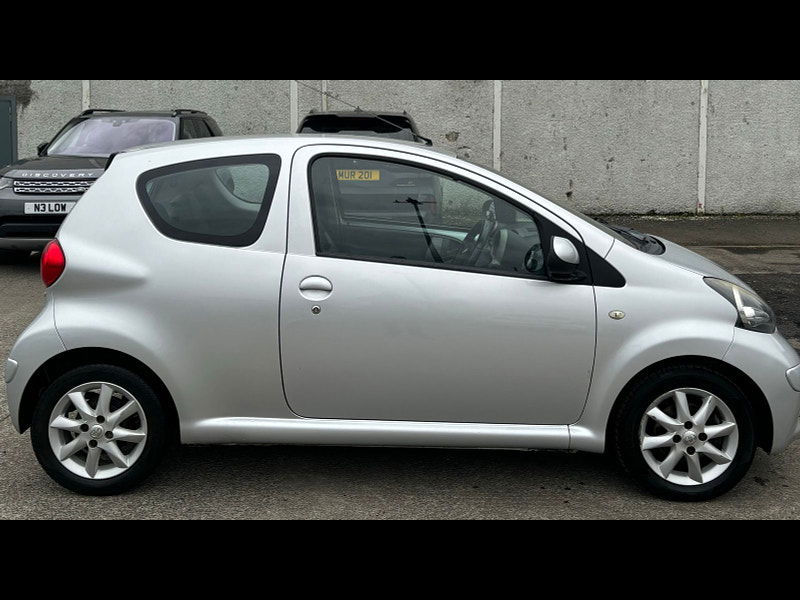 Toyota Aygo 1.0L VVT-I PLATINUM Hatchback 3dr Petrol Manual Euro 4 (67 bhp) 3dr Manual 2024