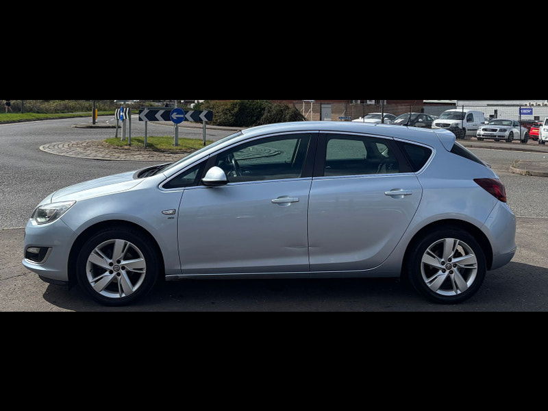 Vauxhall Astra 1.4L SRI Hatchback 5dr Petrol Manual Euro 5 (98 bhp) 5dr Manual 2025