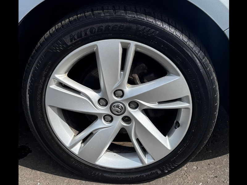 Vauxhall Astra 1.4L SRI Hatchback 5dr Petrol Manual Euro 5 (98 bhp) 5dr Manual 2025