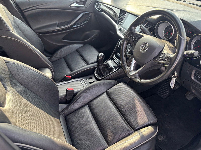 Vauxhall Astra 1.6L ELITE NAV CDTI Hatchback 5dr Diesel Manual Euro 6 (108 bhp) 5dr Manual 2025