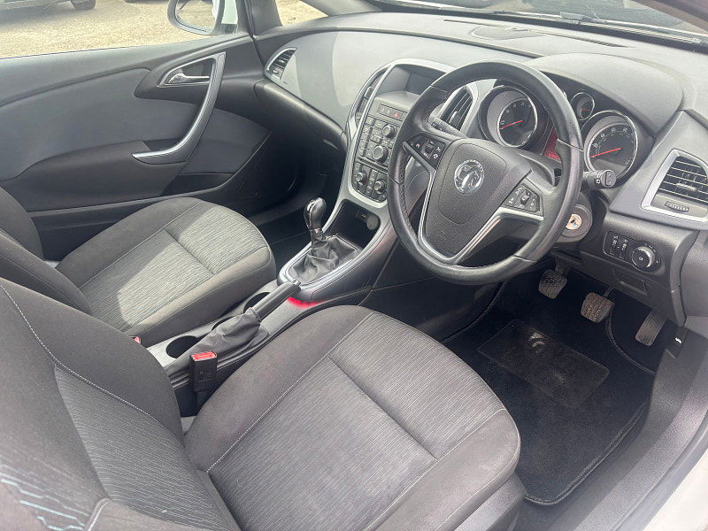 Vauxhall Astra GTC 1.4T 16V Sport Coupe 3dr Petrol Manual Euro 5 (s/s) (120 ps) 3dr Manual 2025