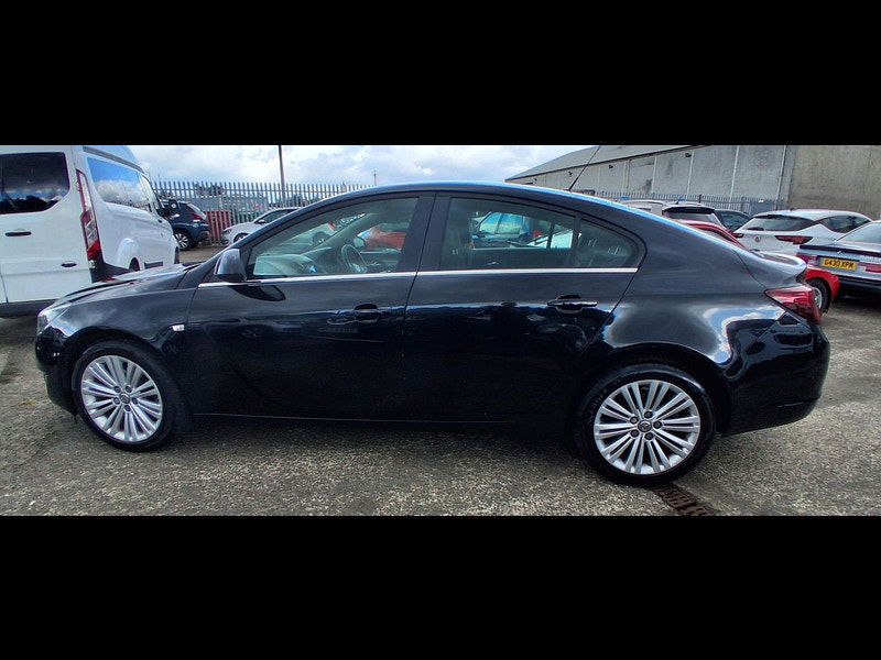 Vauxhall Insignia 1.4i Turbo Design Hatchback 5dr Petrol Manual Euro 6 (s/s) (140 ps) 5dr Manual 2025