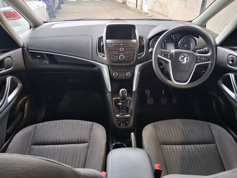 Vauxhall Zafira Tourer 1.8 16V Tech Line MPV 5dr Petrol Manual Euro 5 (140 ps) 5dr Manual 2025