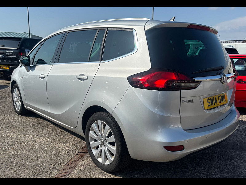 Vauxhall Zafira Tourer 1.8 16V Tech Line MPV 5dr Petrol Manual Euro 5 (140 ps) 5dr Manual 2025