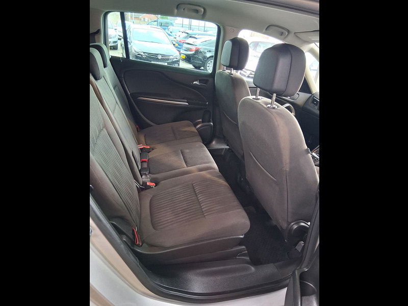 Vauxhall Zafira Tourer 1.8 16V Tech Line MPV 5dr Petrol Manual Euro 5 (140 ps) 5dr Manual 2025