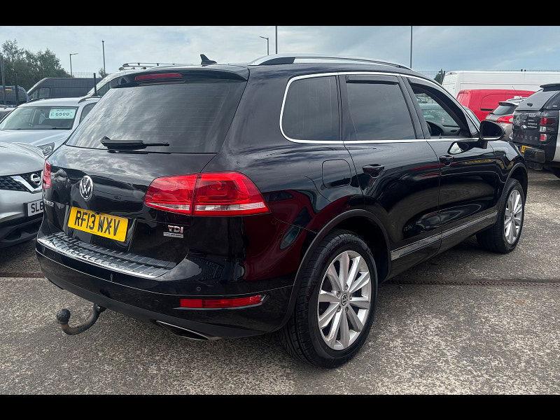 Volkswagen Touareg 3.0 TDI V6 BlueMotion Tech SE SUV 5dr Diesel Tiptronic 4WD Euro 5 (s/s) (245 ps) 5dr Automatic 2025