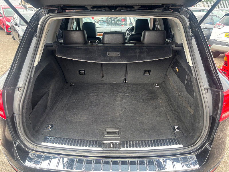 Volkswagen Touareg 3.0 TDI V6 BlueMotion Tech SE SUV 5dr Diesel Tiptronic 4WD Euro 5 (s/s) (245 ps) 5dr Automatic 2025