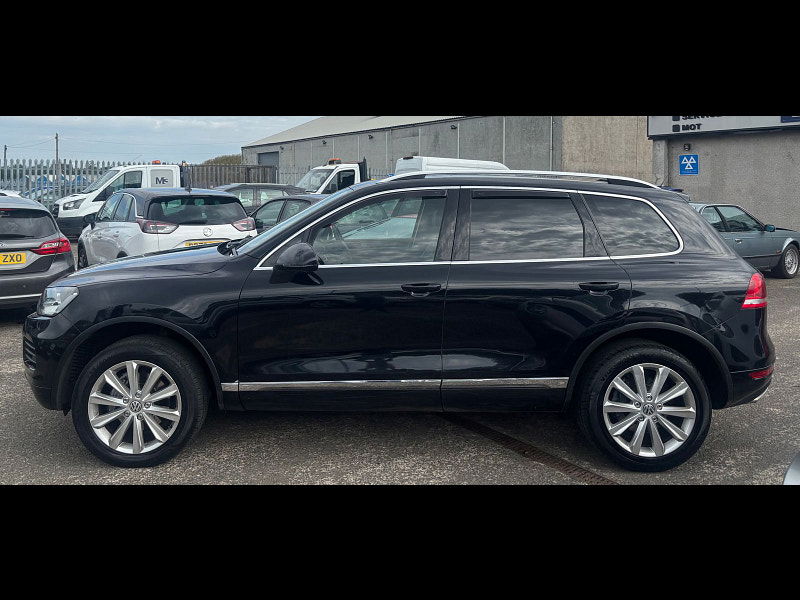 Volkswagen Touareg 3.0 TDI V6 BlueMotion Tech SE SUV 5dr Diesel Tiptronic 4WD Euro 5 (s/s) (245 ps) 5dr Automatic 2025