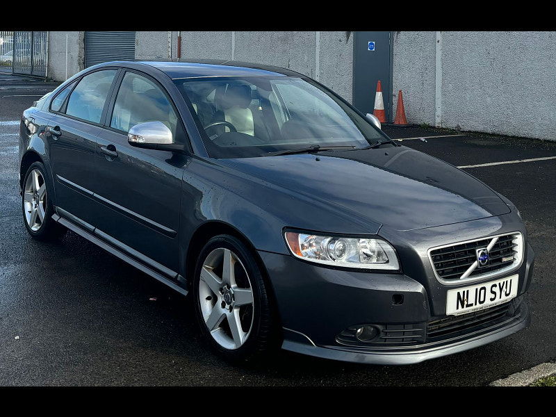 Volvo S40 2.0L D R-DESIGN Saloon 4dr Diesel Manual Euro 4 (136 bhp) 4dr Manual 2024