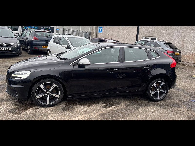 Volvo V40 2.0 T3 R-Design Nav Plus Hatchback 5dr Petrol Manual Euro 6 (s/s) (152 ps) 5dr Manual 2026