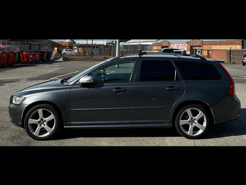 Volvo V50 1.6L D2 R-DESIGN Estate 5dr Diesel Manual Euro 5 (113 bhp) 5dr Manual 2024