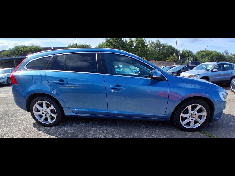 Volvo V60 1.6 D2 SE Lux Estate 5dr Diesel Manual Euro 5 (s/s) (115 ps) 5dr Manual 2025