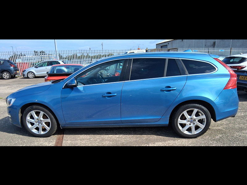 Volvo V60 1.6 D2 SE Lux Estate 5dr Diesel Manual Euro 5 (s/s) (115 ps) 5dr Manual 2025