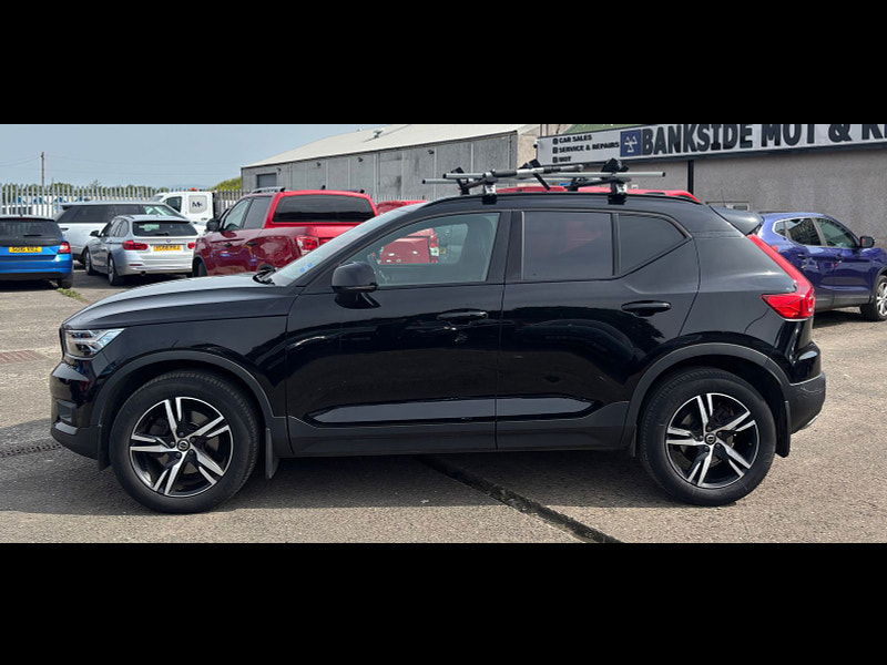 Volvo XC40 2.0 T4 R-Design SUV 5dr Petrol Auto AWD Euro 6 (s/s) (190 ps) 5dr Automatic 2025