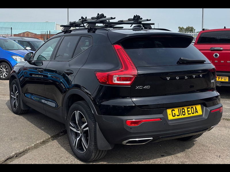 Volvo XC40 2.0 T4 R-Design SUV 5dr Petrol Auto AWD Euro 6 (s/s) (190 ps) 5dr Automatic 2025
