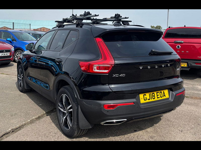 Volvo XC40 2.0 T4 R-Design SUV 5dr Petrol Auto AWD Euro 6 (s/s) (190 ps) 5dr Automatic 2025